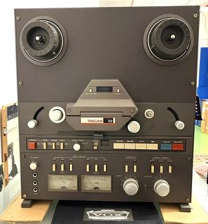 Tascam 32 1/4" 2-Spur Tonbandmaschine Recorder