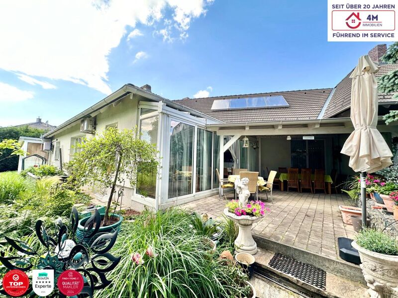 *Edles Anwesen mit 400m2 Wohnfläche und über 1800m2 Grundfläche + Pool in Bestlage direkt in Perchtoldsdorf mit vielen Möglichkeiten! Luxusimmobilie