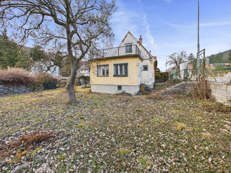 WIEN (Penzing)  ...Wo STADT auf LAND trifft.... BAUGRUNDSTÜCK ca. 500 m² (mit Altbestand) in begehrter Lage