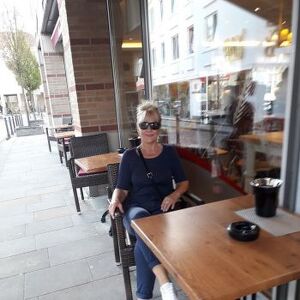 45&auml;hrige sucht vertraute Zweisamkeit