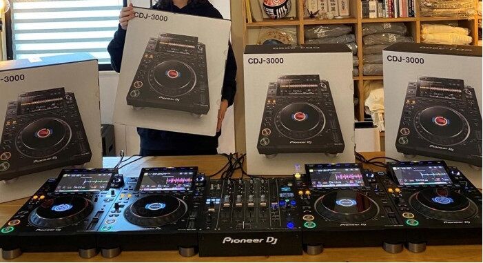 4x Pioneer DJ CDJ 3000 + 1x Pioneer DJM-A9 Mixer, 2x Pioneer CDJ-3000 1x AlphaTheta Euphonia Mixer, Pioneer Opus-quad, Pioneer XDJ-XZ, Pioneer XDJ-RX3