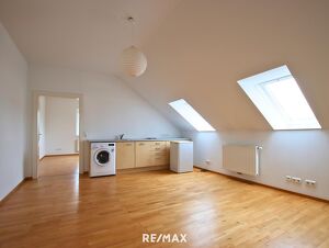 WOHNEN MIT HISTORISCHEM FLAIR! 2 Zimmer Wohnung im Zentrum zu kaufen (TOP 4)!