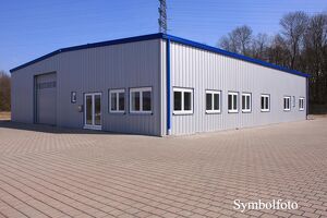 Große Lagerhalle mit Wohnung Nähe Autobahnabfahrt Lieboch