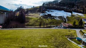 Vielseitiges Angebot ? 500 m² großes Grundstück in Matrei am Brenner!