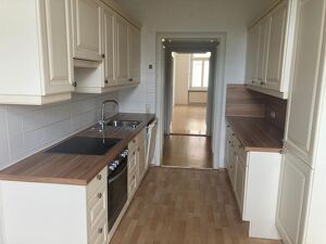 Helle Altbauwohnung mit Balkon in Geidorf - Ideal für eine 3er-WG!