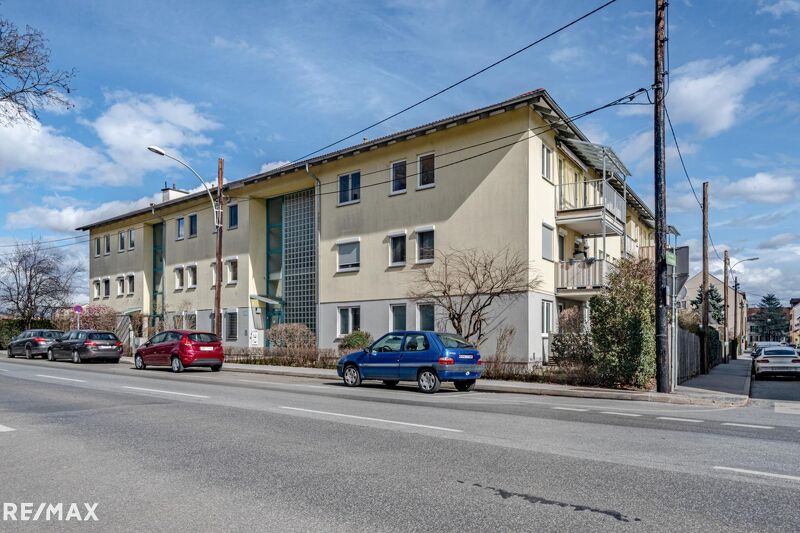Tolle Eigentumswohnung mit Balkon und Tiefgaragenabstellplatz