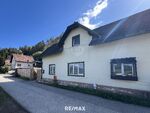 Sanierungsbedürftiges Einfamilienhaus mit Potenzial