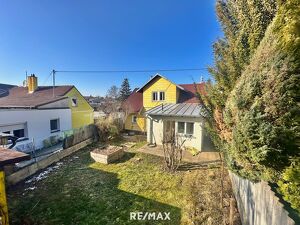 Charmantes Wohnhaus mit Potenzial: Ihre Sanierungschance in ruhiger Lage!