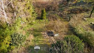 "Einfamilienhaus auf ca. 713 m² Eigengrund ? viel Potenzial für Individualisten"