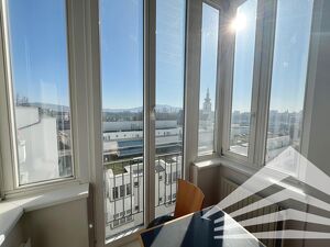 LANDGRAF - Teilmöblierte, große 1-Zimmer Wohnung in zentraler Stadtlage!