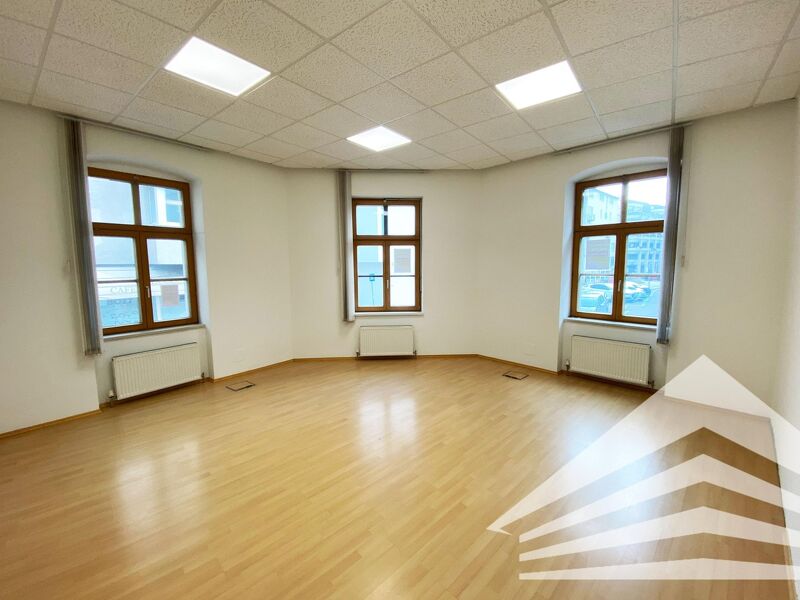 Gepflegtes Altbaubüro im Herzen von Linz-Urfahr - ab sofort verfügbar!
