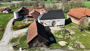 Mehrparteienhaus zum Fertigstellen in ländlicher Lage