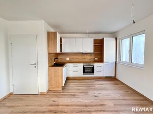 3-Zimmerwohnung mit Küche und Garagenstellplätze!