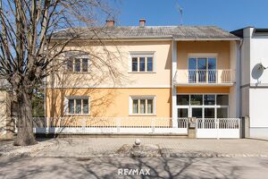 Wohnhaus mit 8 Zimmer und vielen Möglichkeiten