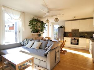 MODERNE HELLE 3 ZI-WOHNUNG MIT GEMÜTLICHER ECK-DACHTERRASSE