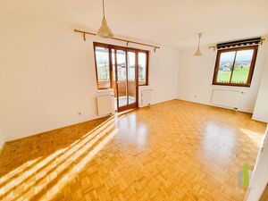 Charmante Garconnière mit Sonnenbalkon und Weitblick