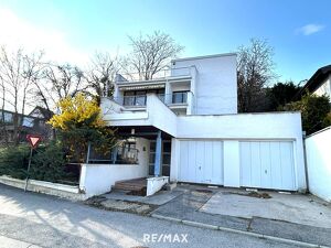 Terrassenhaus mit 2 Wohneinheiten und Fernsicht