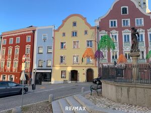 Historisches Stadthaus mit 6 Wohn- und Gewerbeflächen