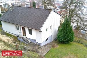 Wohnen über den Dächern von Grieskirchen ? Haus mit großem Grundstück, Garten und traumhaften Ausblick