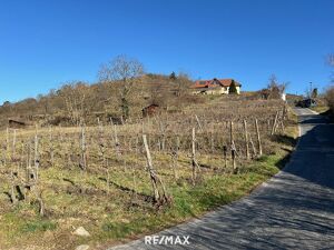 Aufgeschlossenes Grundstück in sonniger Aussichtslage!