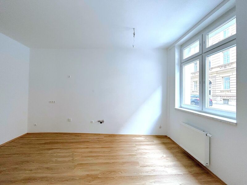 Linz/Zentrum (Schubertstraße): GARCONNIERE mit ca. 26,7m² + Separates HOME OFFICE 11,57 m² in zentraler Lage
