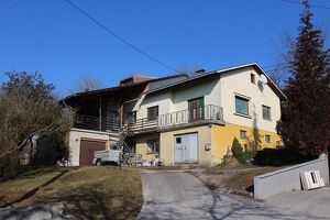 Ein/Mehrfamilienhaus nahe dem Zentrum
