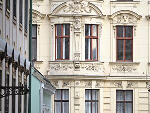 Helle 2-Zimmer-Wohnung mit Fernblick & Dachterrassenzugang