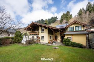 "Sonnenblüte" - Zweifamilienhaus in Wagrain