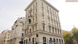 SPITTELBERG!!! Zentral begehbares Büro mit Loggia!!! Bei Bedarf Garage!!!