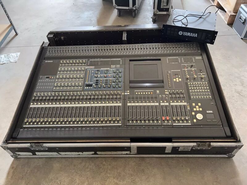 Yamaha Pm5D , Digitales Mischpult, inkl. Case