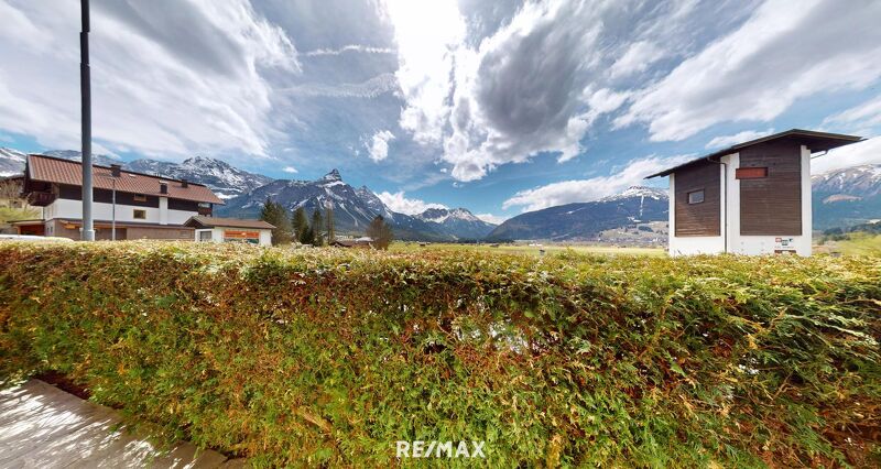 NEUER PREIS!!! Altbau-Flair mit Freiraum ? 2-Zimmer-Wohnung mit großer Terrasse!