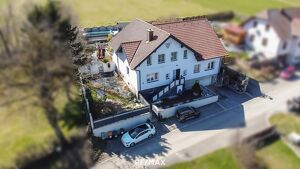 Viel Platz zum Leben ? Wohnen & Arbeiten unter einem Dach