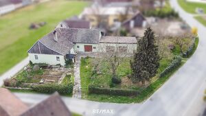 Kleines Landhaus mit großem Garten ? ein Ort für Ihre Wohnträume