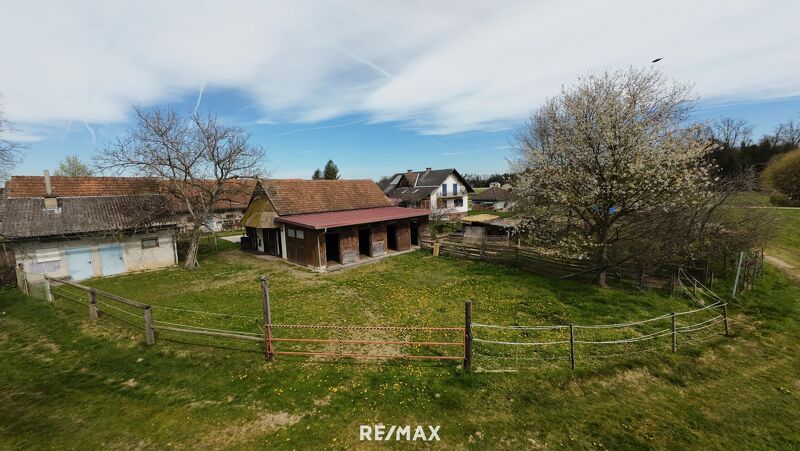 Reitstall in Rabenhof ? 6 Boxen, Reitviereck, Clubhaus, Weiden & mehr in der S&uuml;dsteiermark