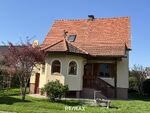 Gemütliches Einfamilienhaus mit blickgeschütztem, großen Garten