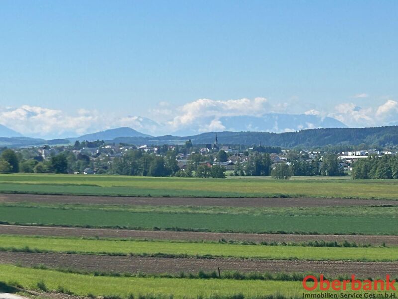 1021m² Bauland mit Blick über Mattighofen