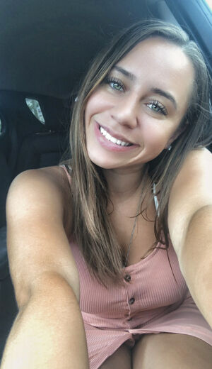 Nettes Mädchen sucht einen freundlichen Partner