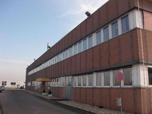 HTL Traun zu vermieten -     500 m2 und  300 m2 verfügbar   SEHR VIELE PARKPLÄTZE