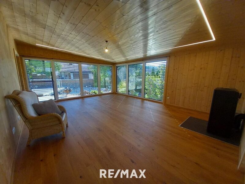 Einfamilienhaus mit Wintergarten