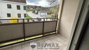 "Charmante 3-Zimmer-Wohnung mit Loggia!"