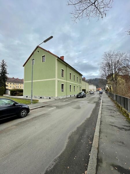 günstiges Anlageobjekt, zum selbst sanieren 1,5-Zimmer Mansardenwohnung IMS IMMOBILIEN KG