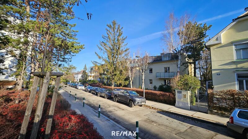 EINZIGARTIGE CHANCE ? ZWEI WOHNUNGEN MIT POTENZIAL ZUR ZUSAMMENLEGUNG!