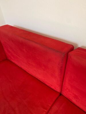 rotes Sofa, sehr guter Zustand