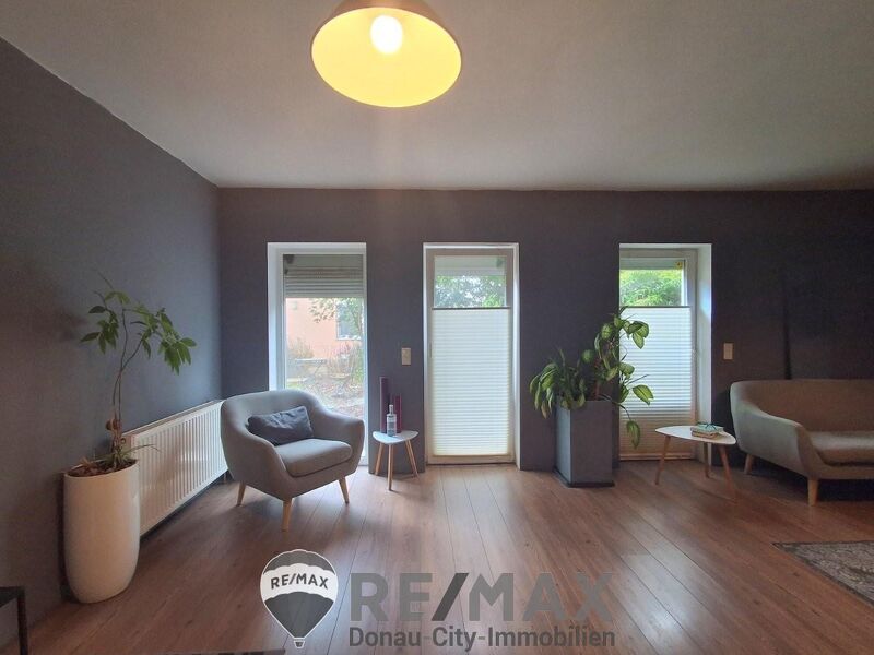 "Deutsch Wagram - Reihenhaus mit Garten und 2 Parkplätzen!"