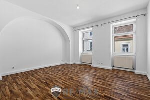 "Altbau mit Anschluss ? großzügiges Wohnen nahe Westbahnhof & Mariahilfer Straße"