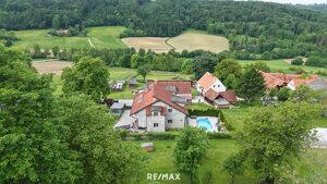 Haus mit Pool & Kleinlandwirtschaft inkl. Bauland, Freiland & Wald in idyllischer Lage!