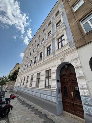 Dachgeschoßtraum im Erstbezug ? 5 moderne Eigentumswohnungen in bester Lage des 9. Bezirks