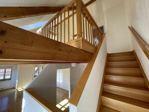 HERRLICHE SONNIGE 4-RAUM-WOHNUNG AUF 2 EBENEN - INKL. KÜCHE