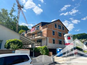 Hochwertig ausgestattete 3-Zimmer Wohnung mit großem Balkon in Puchenau!
