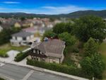 Charmante Villa - mit viel Potenzial und Geschichte auf großem Grund